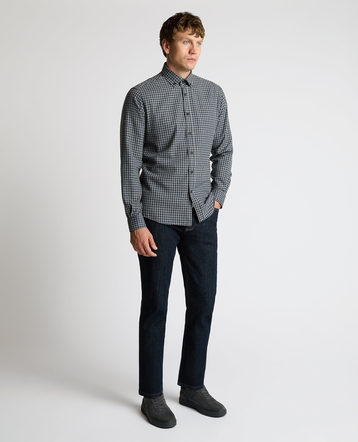 Man wearing a grey Tapered Fit Cotton-Blend Print Shirt