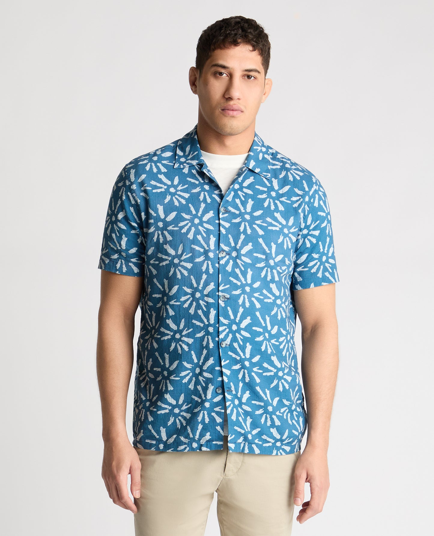 Tapered Fit Sunburst Print Shirt