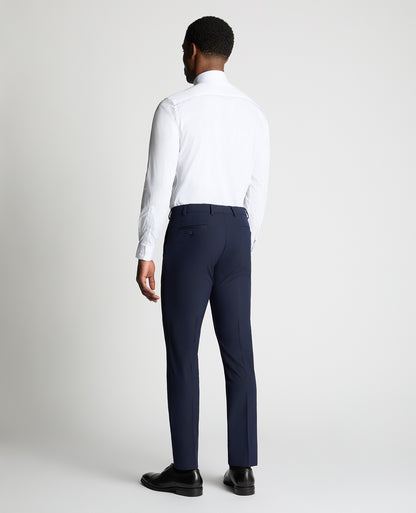 Man wearing a White formal shirt