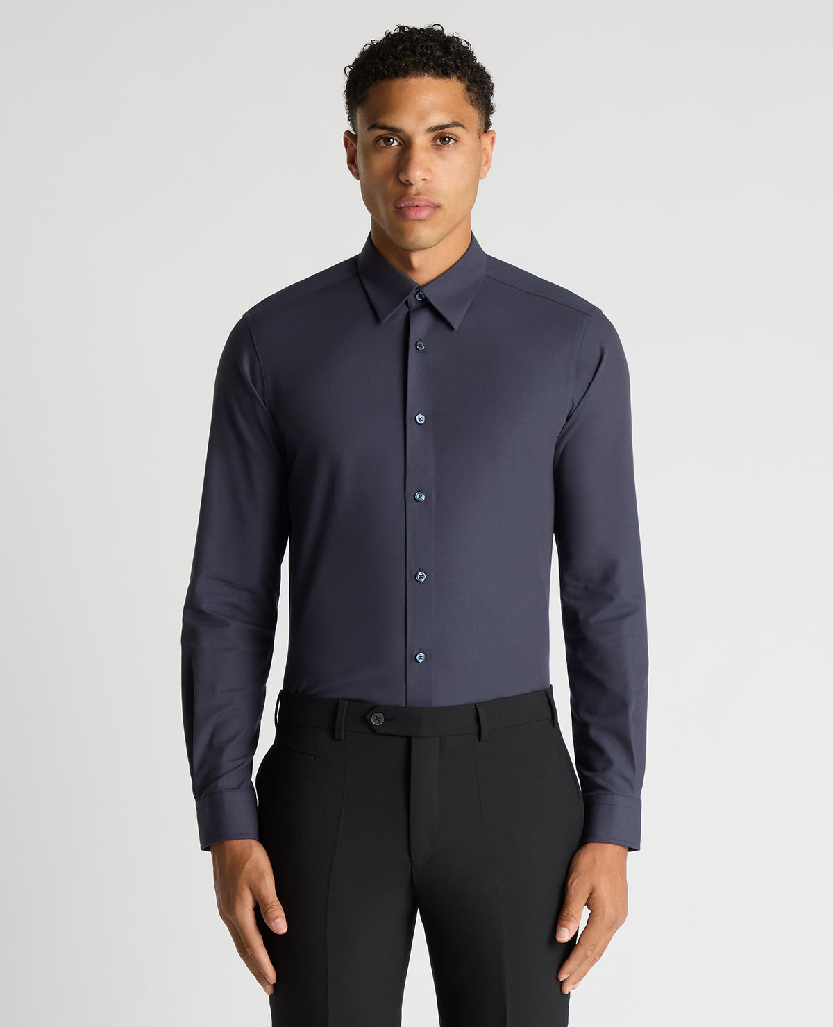 Man wearing a navy Regular Fit Fine Twill Comfort Shirt