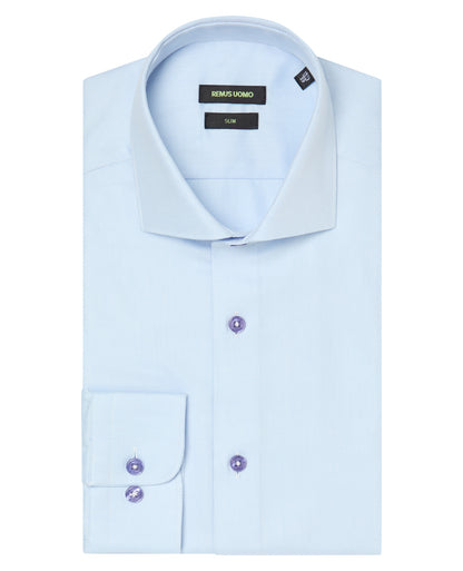 Man wearing a blue Slim Fit Cotton Twill Shirt