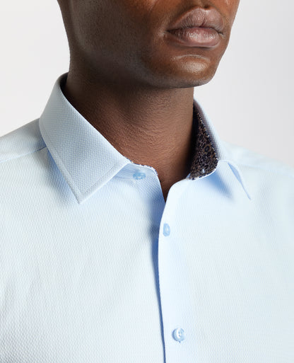Man wearing a blue Slim Fit Cotton-Blend Shirt