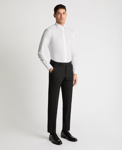 Man wearing a White formal shirt