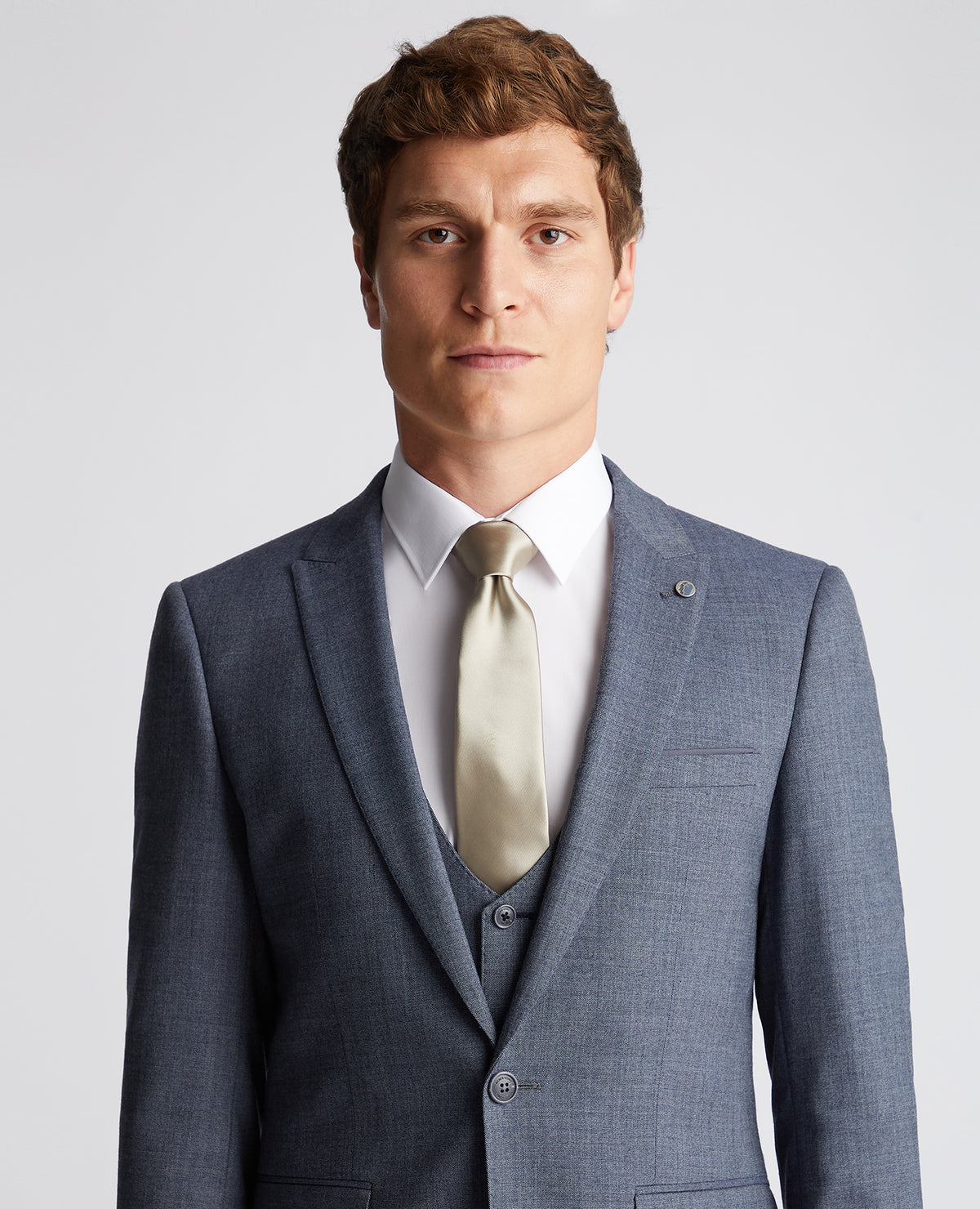 Man wearing a sand Plain Design Tie