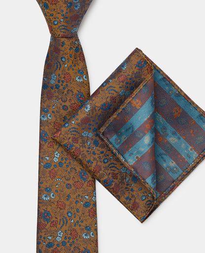 Man wearing a brown Floral Tie