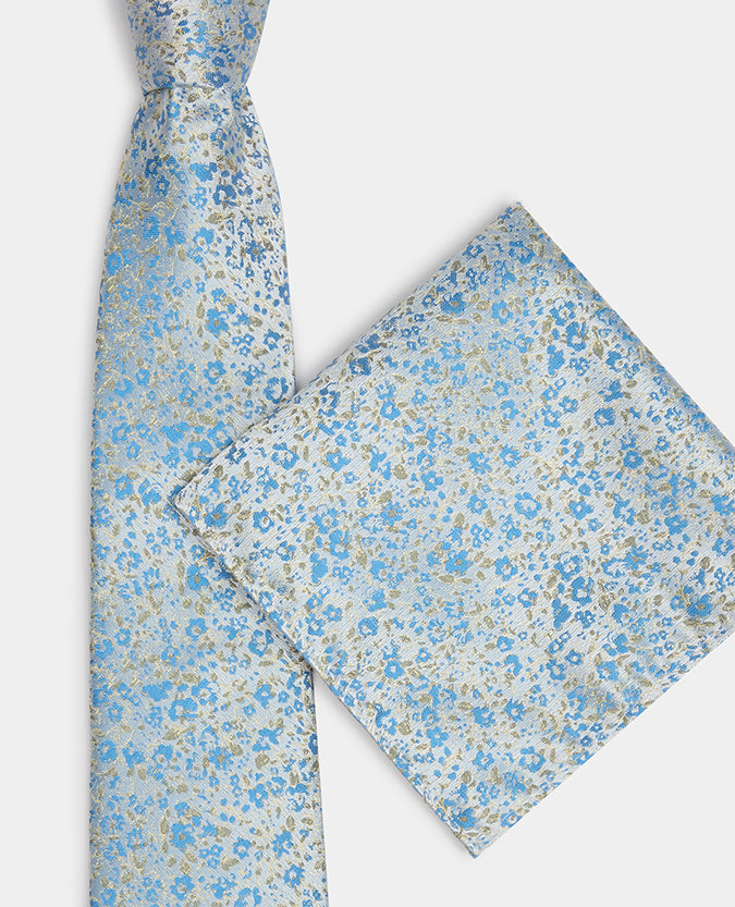 Man wearing a blue Floral Tie