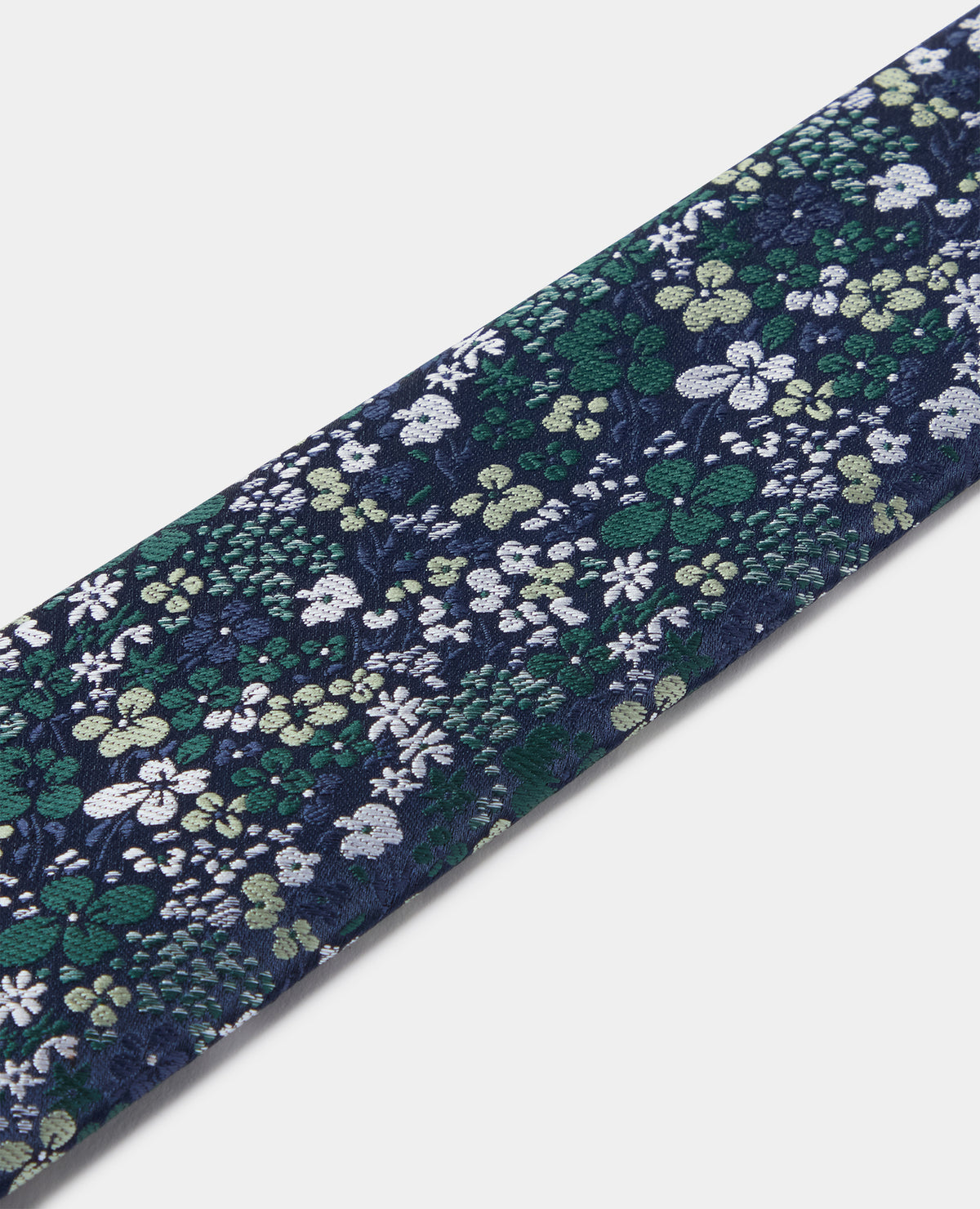 Man wearing a green Ditsy Floral Print Tie