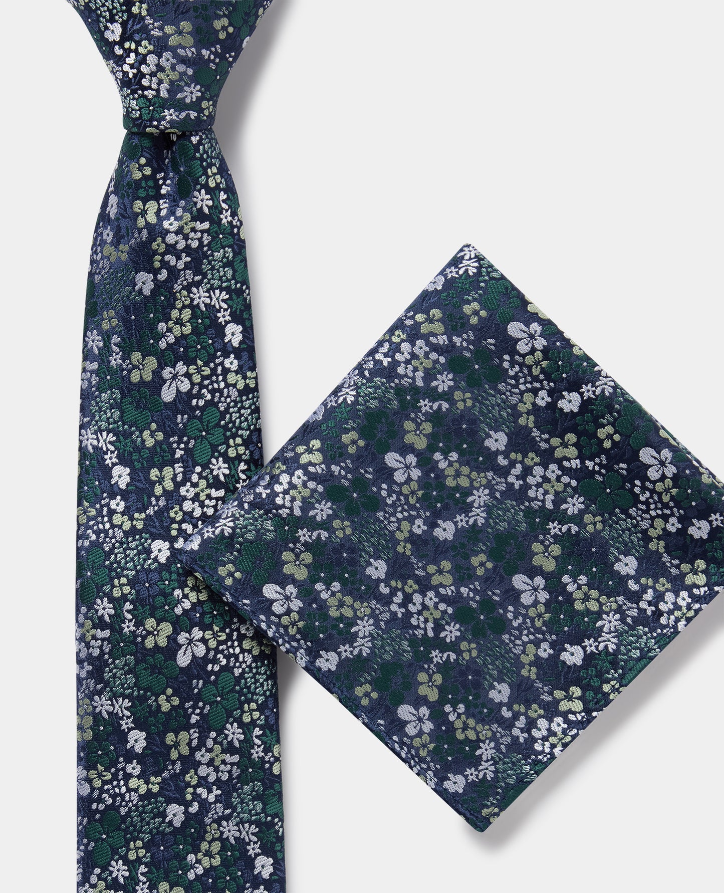 Ditsy Floral Print Tie