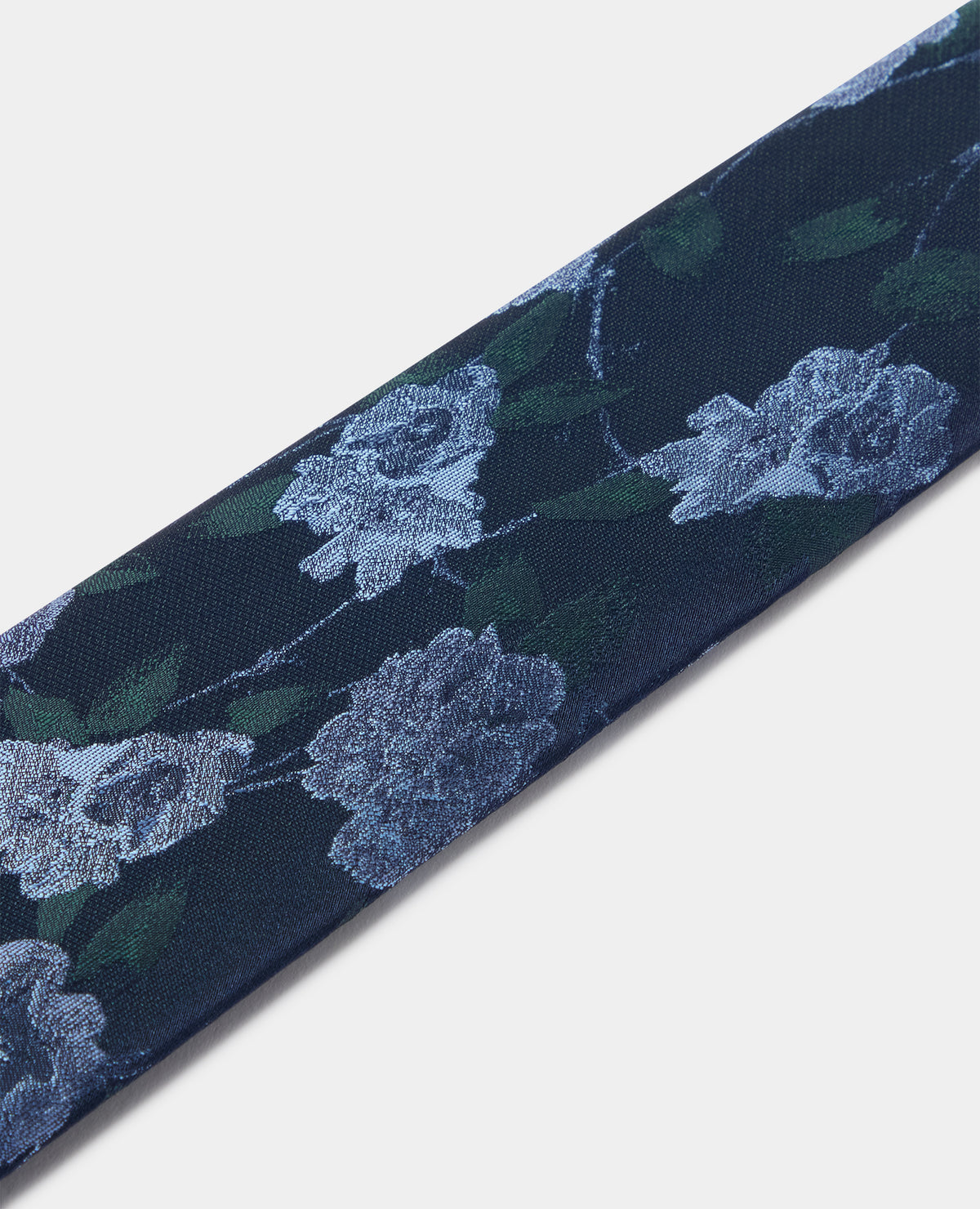 Man wearing a blue Floral Foliage Print Tie