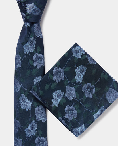 Man wearing a blue Floral Foliage Print Tie