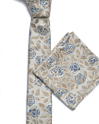 Man wearing a stone tie