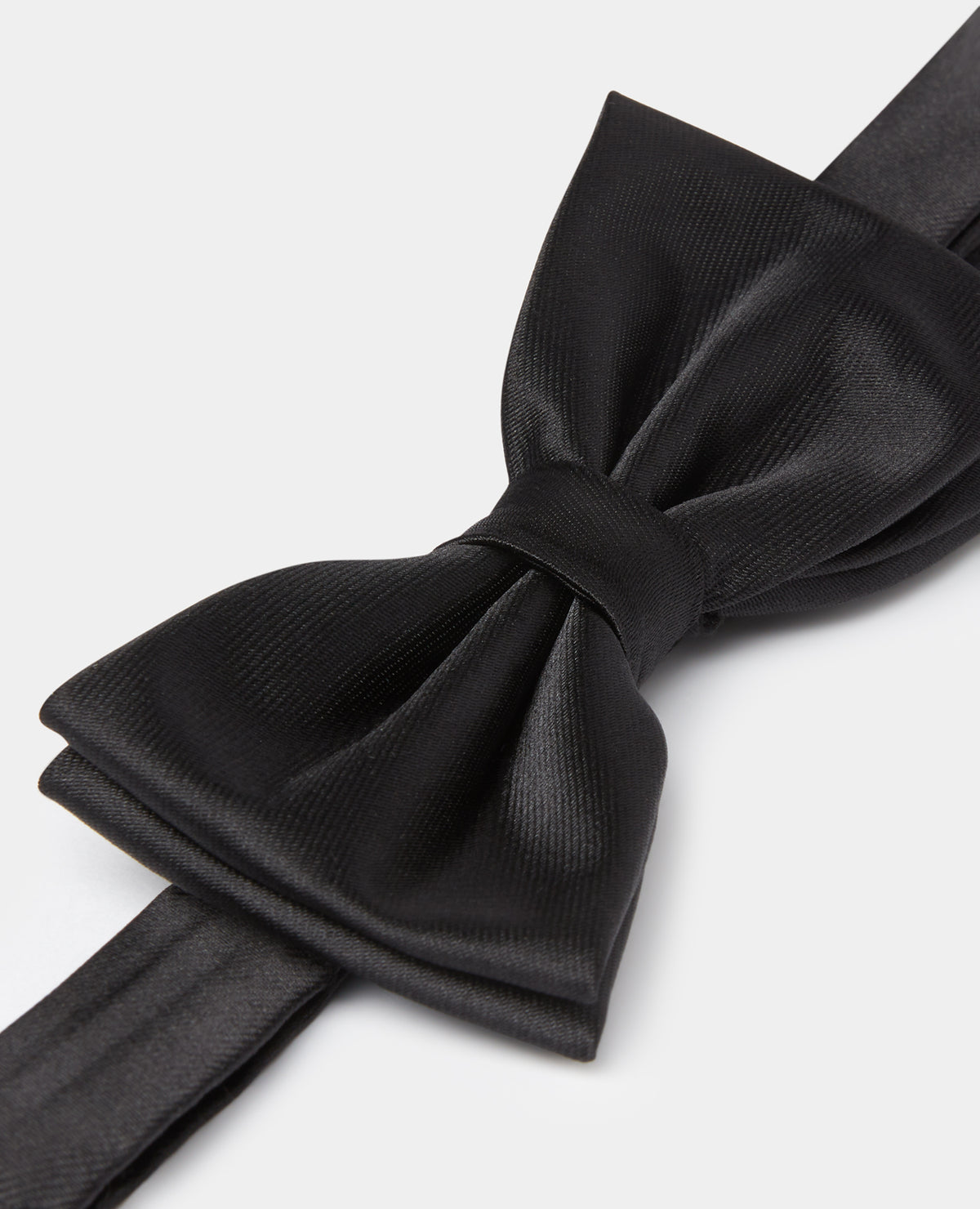 Man wearing a Black tie