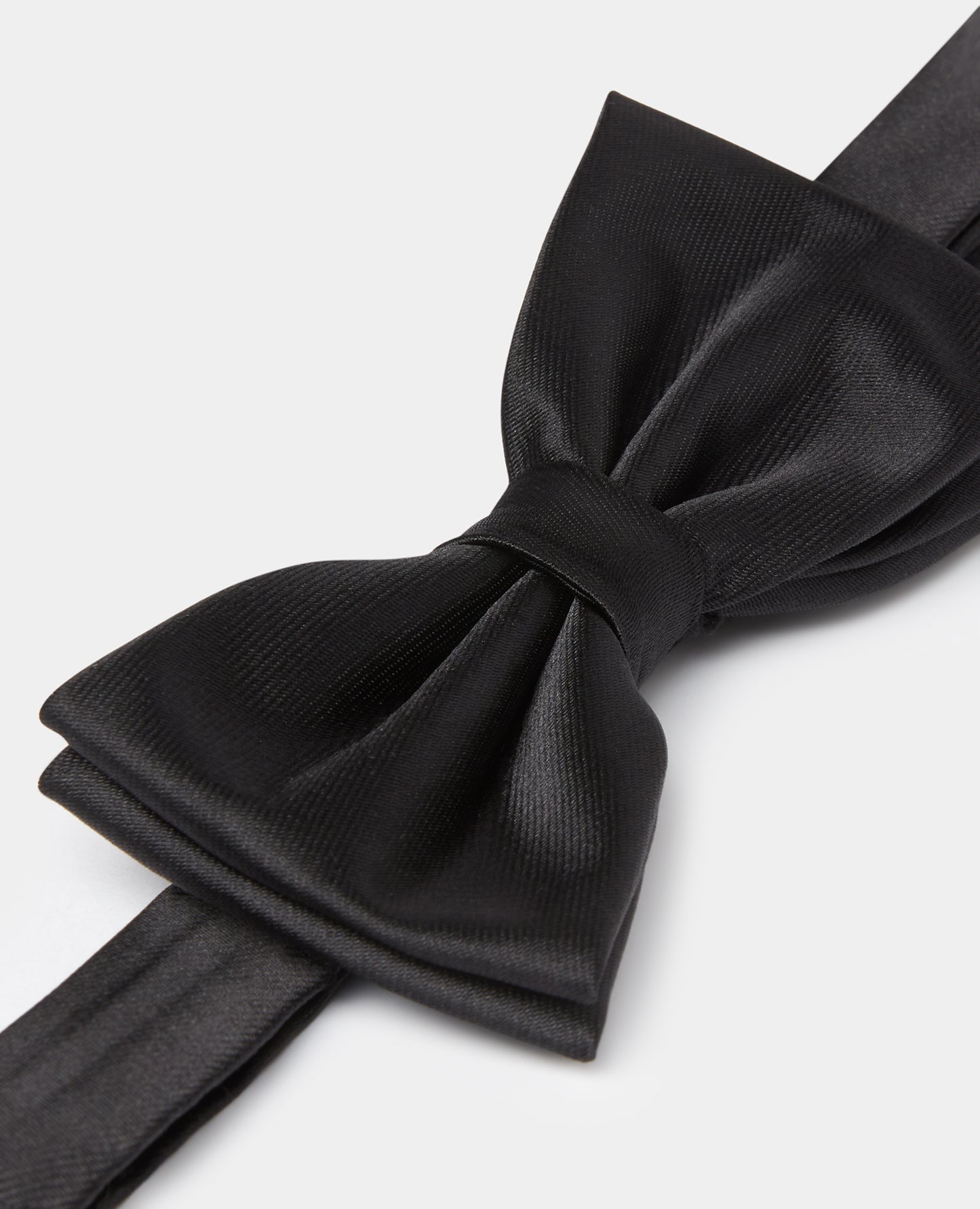 Man wearing a Black tie
