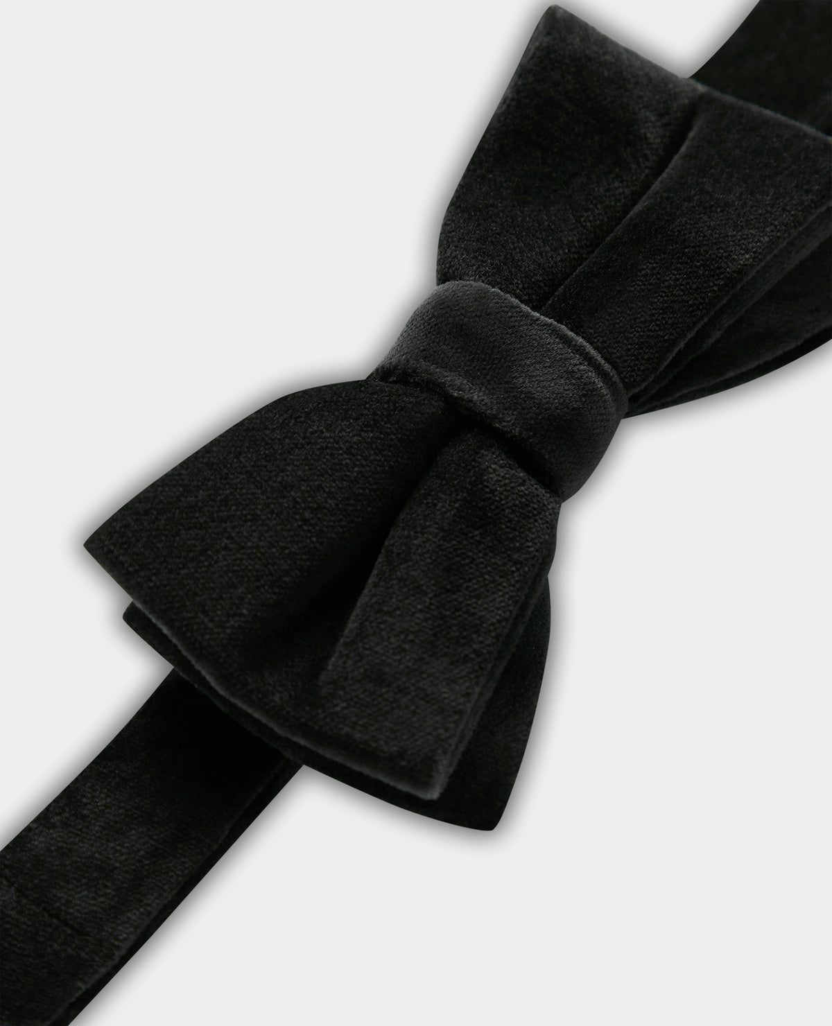 Man wearing a Black tie