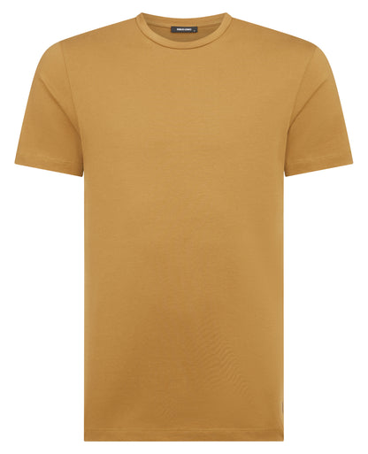 Man wearing a orange Tapered Fit Cotton-Stretch T-Shirt