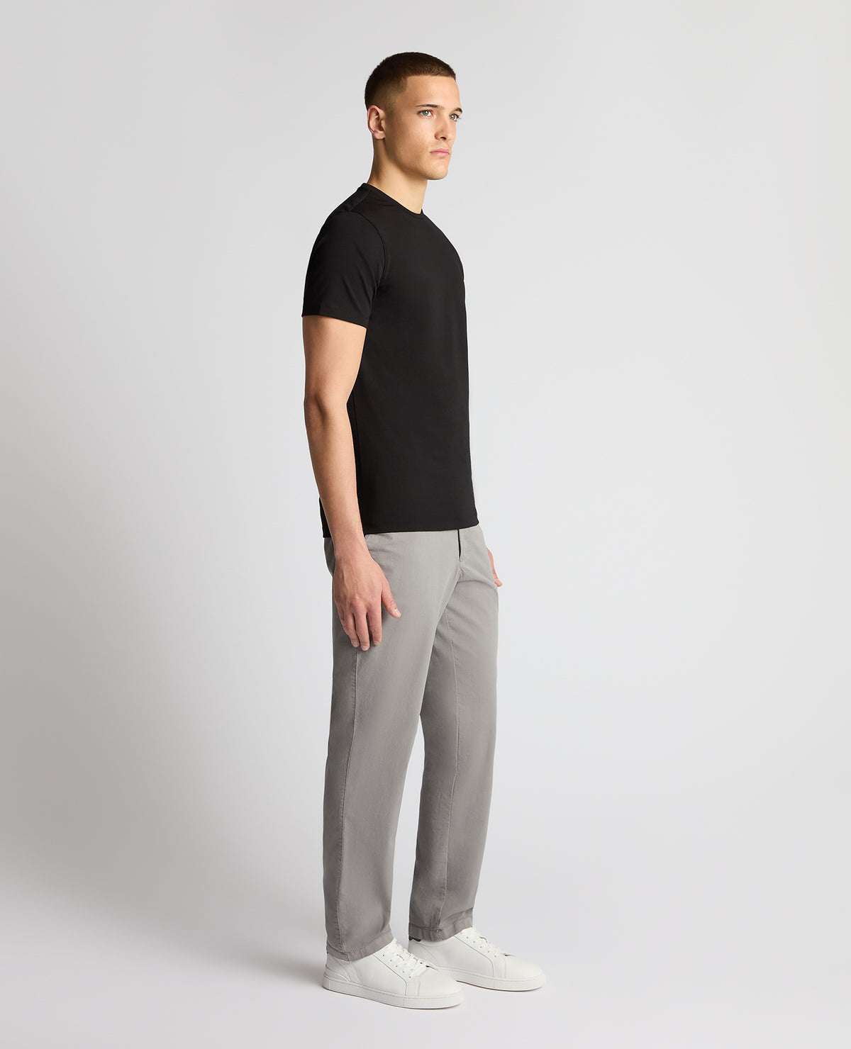 Man wearing a Black t-shirt