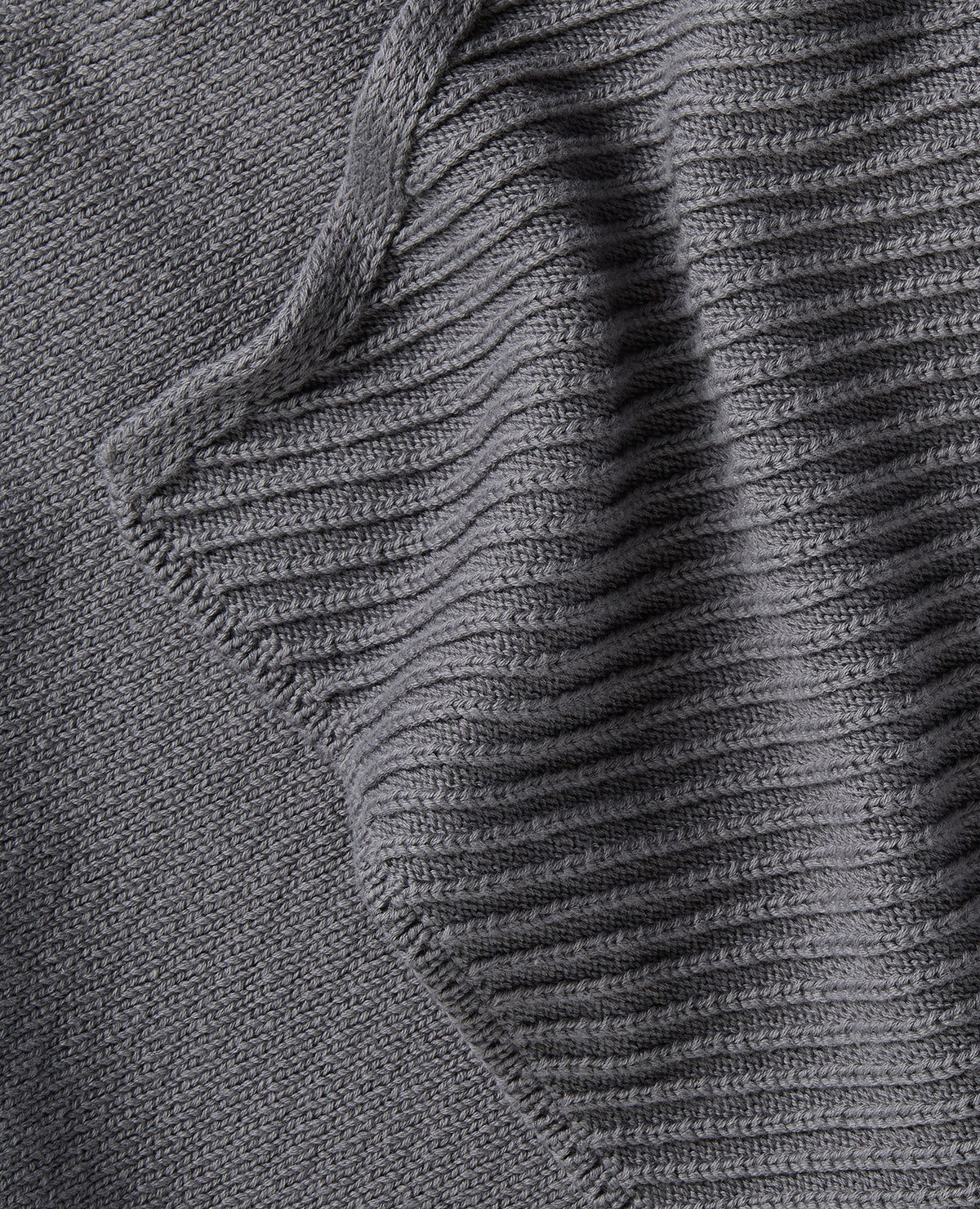 Grey Diagonal Rib Knit Scarf