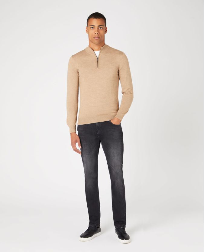 Man wearing a brown Tapered fit merino wool-acrylic half zip long sleeve