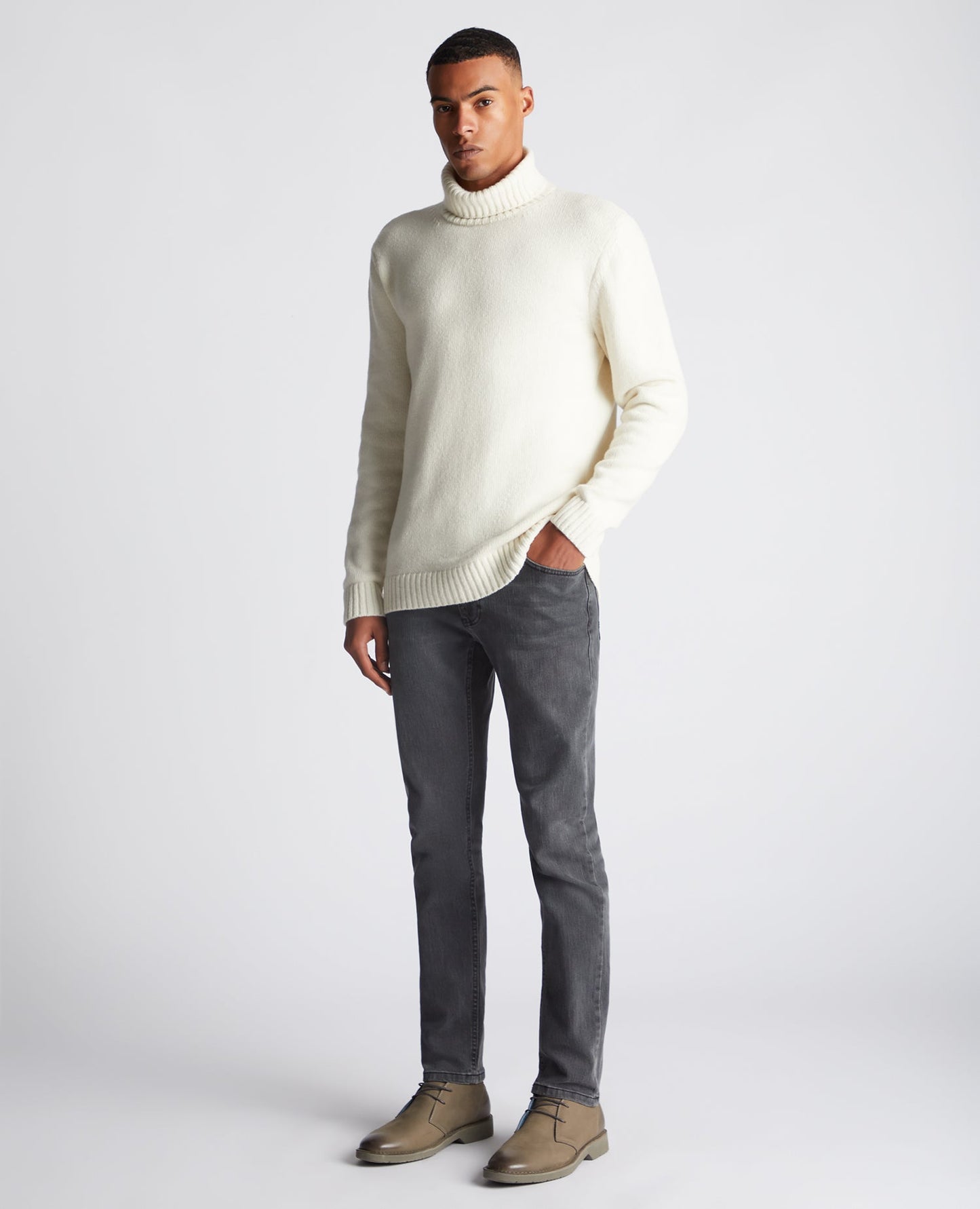 Tapered Fit Wool-Blend Crew Neck Sweater