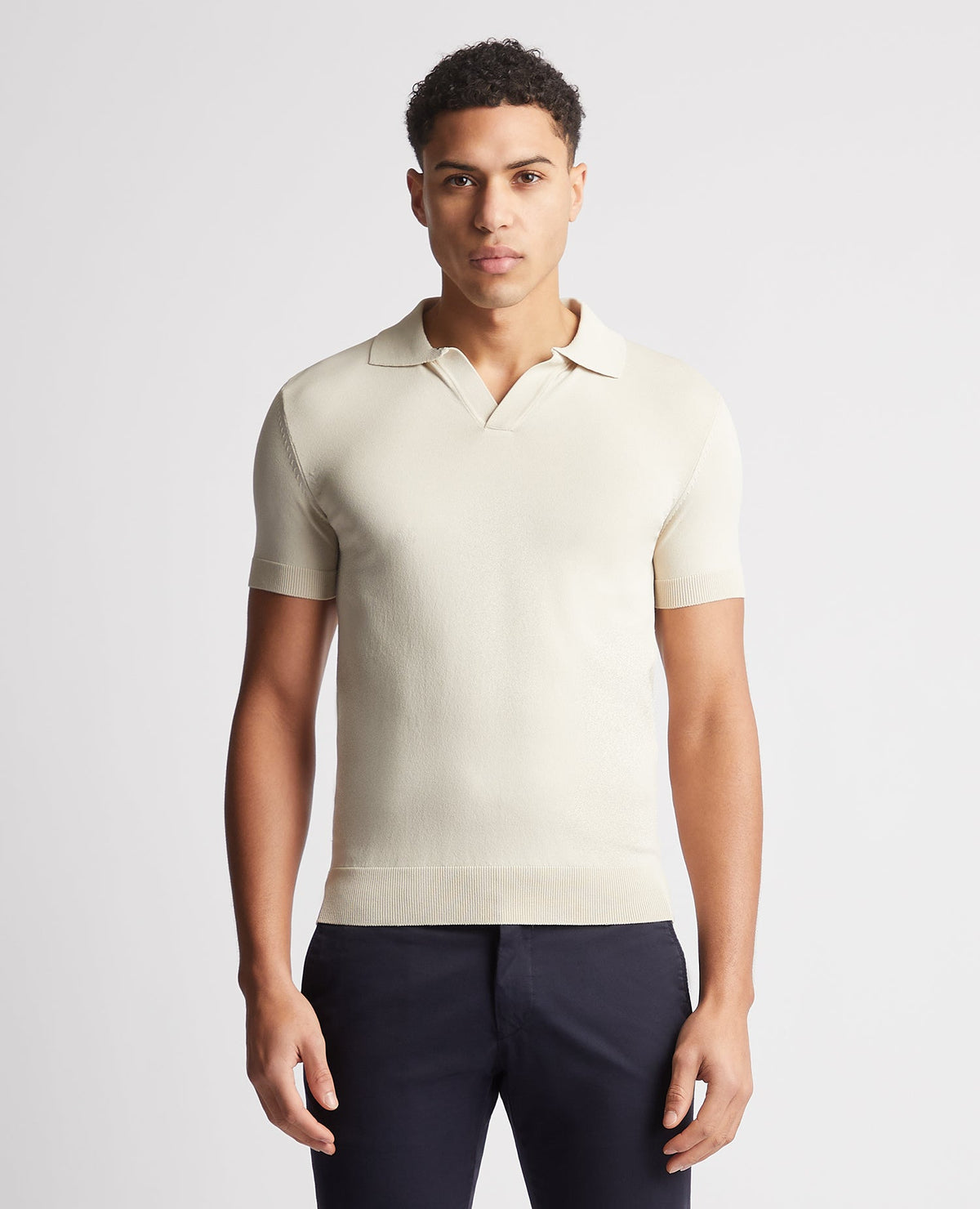 Man wearing a sand Knitted Short-Sleeve Polo