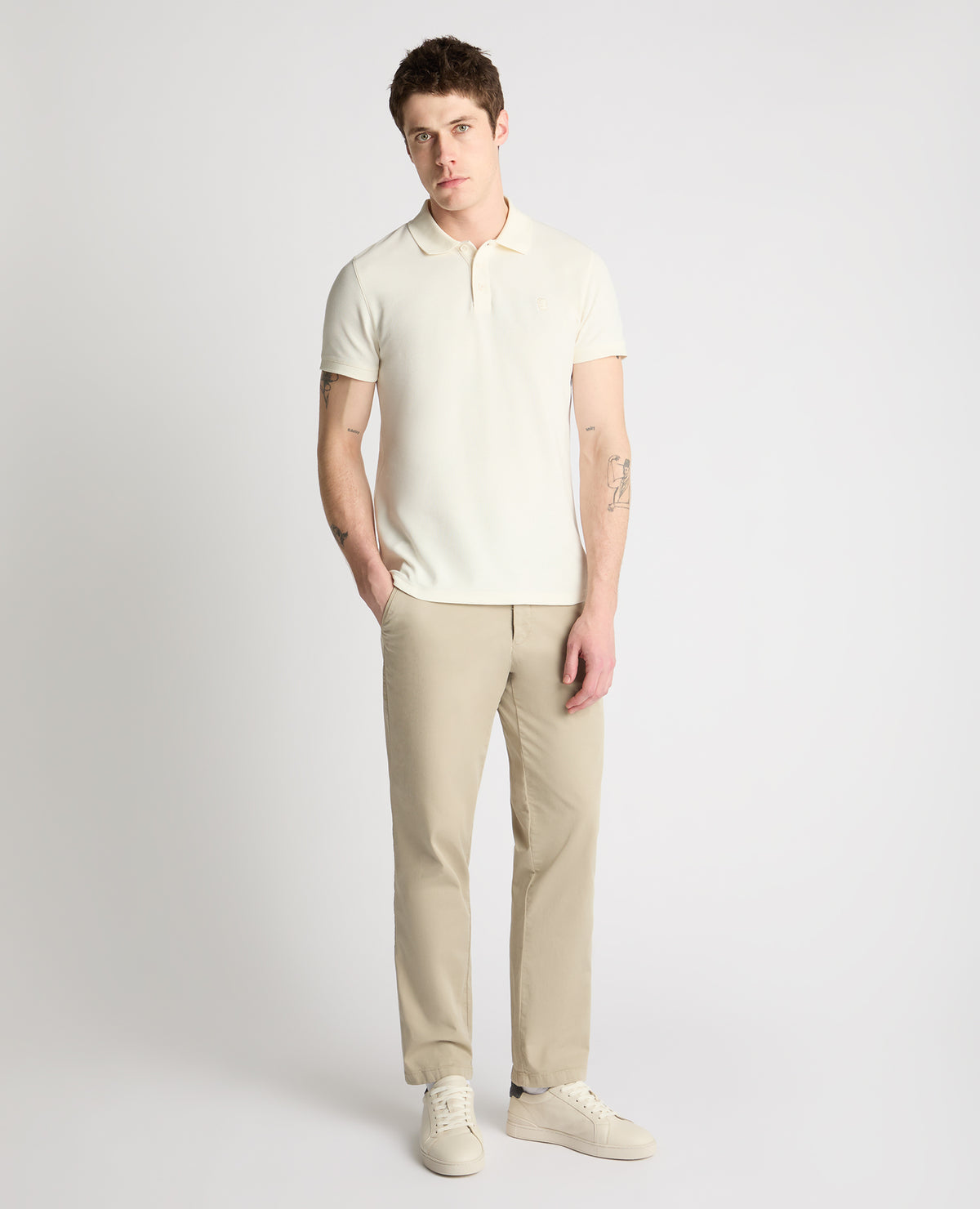 Man wearing a cream jumper