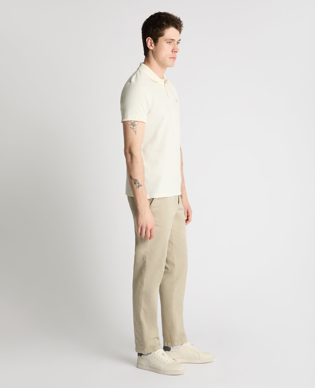 Man wearing a cream jumper
