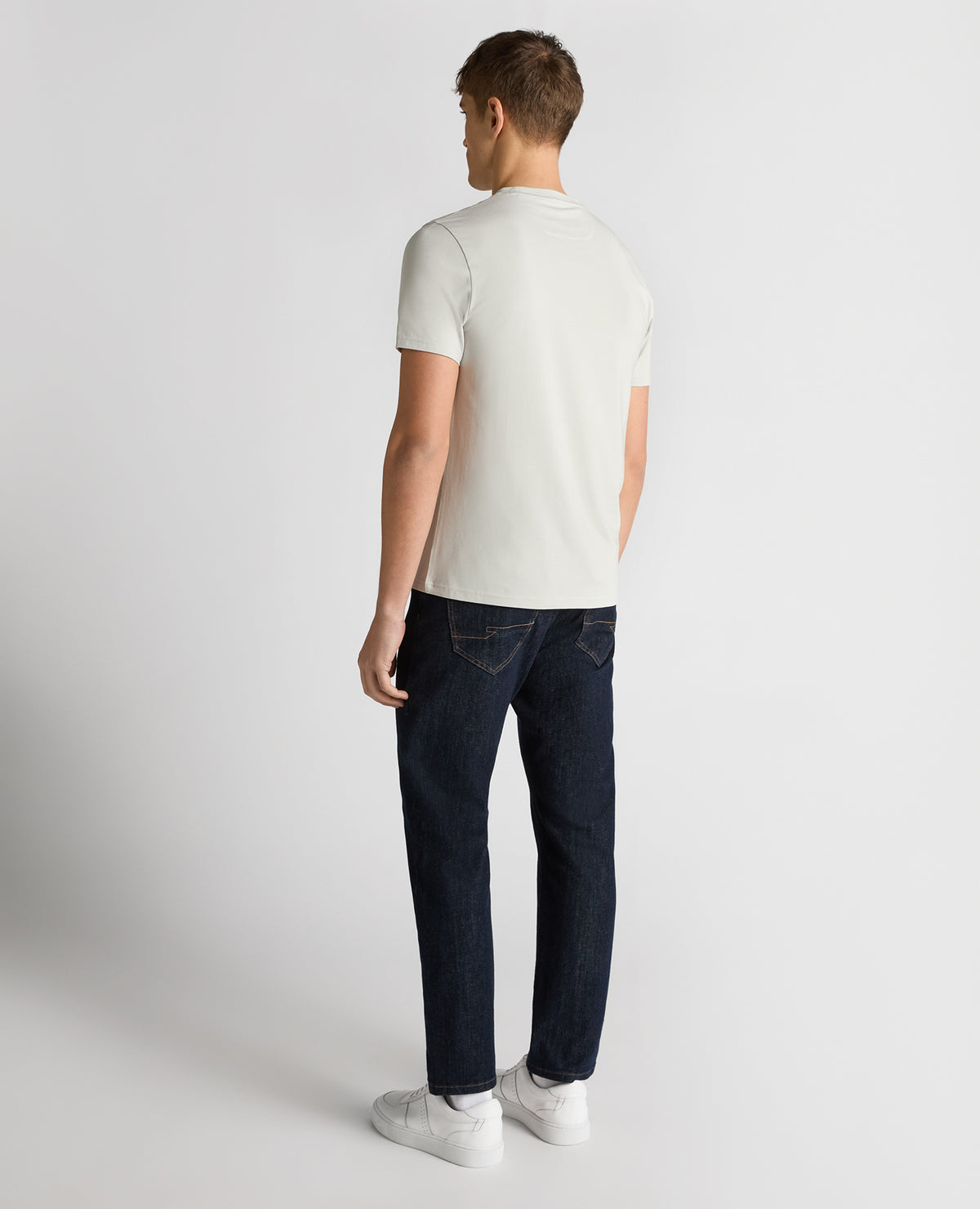 Man wearing a grey Relaxed Fit Crew Neck Tencel T-Shirt