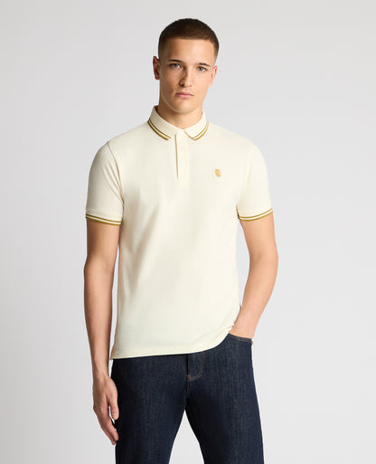 Man wearing a cream jumper