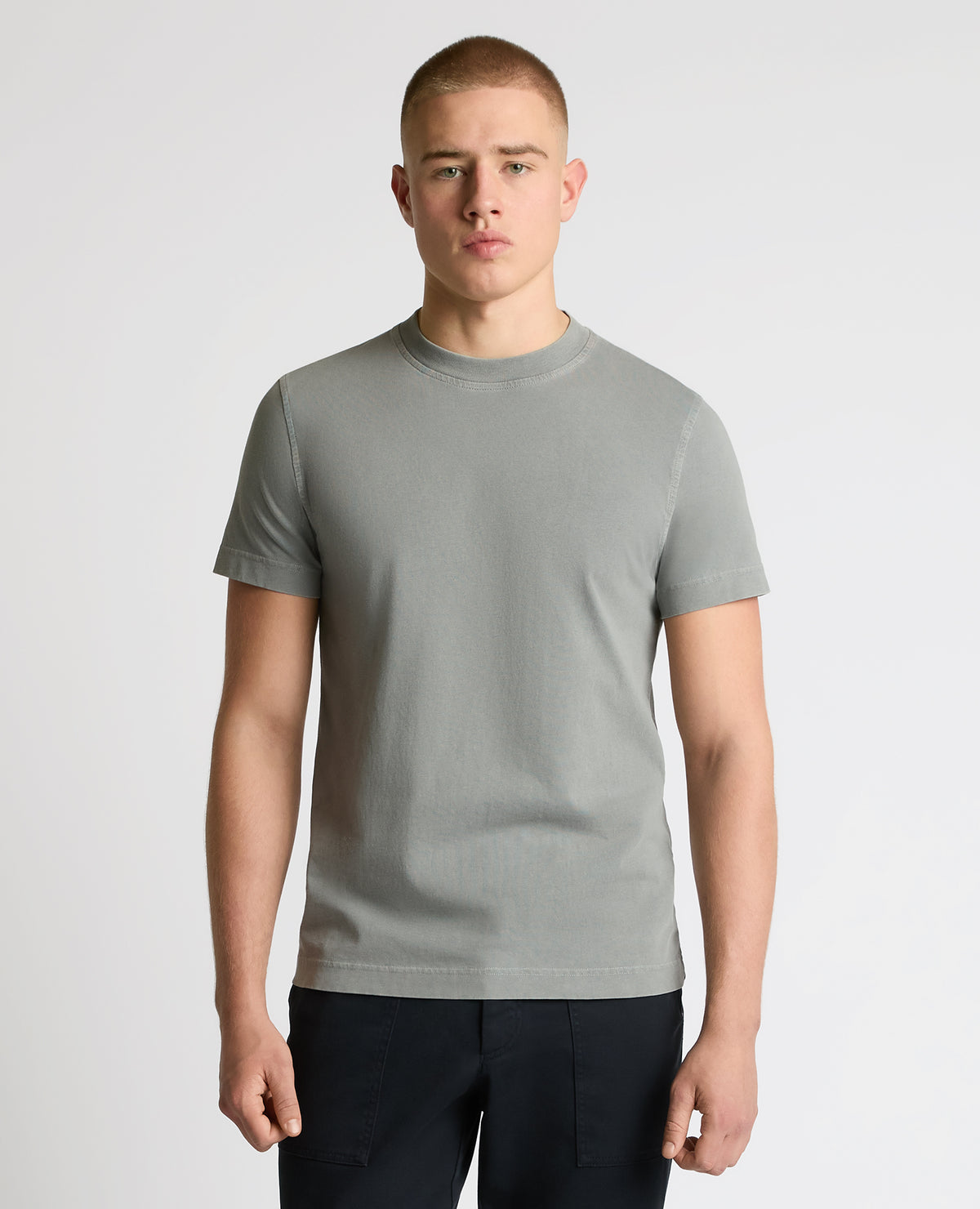 Man wearing a grey Relaxed Fit Organic Cotton T-Shirt