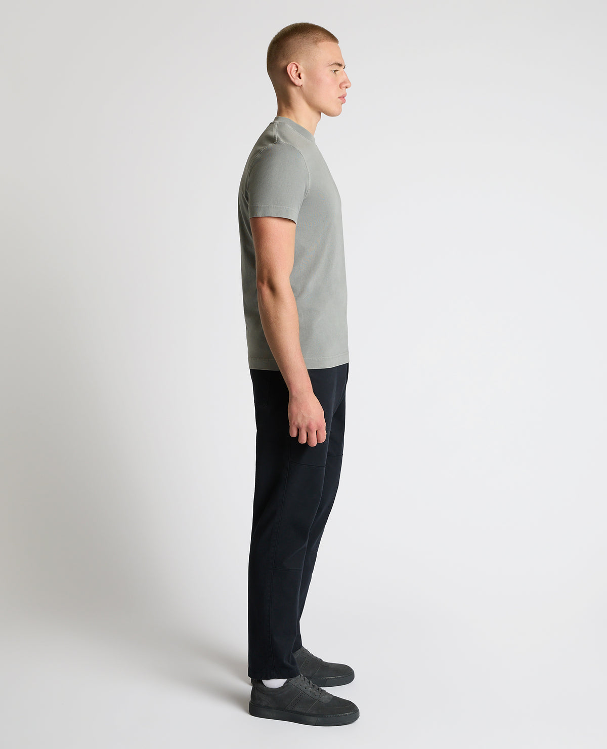 Man wearing a grey Relaxed Fit Organic Cotton T-Shirt