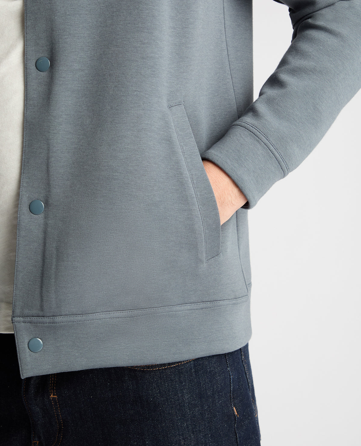 Man wearing a Grey jumper