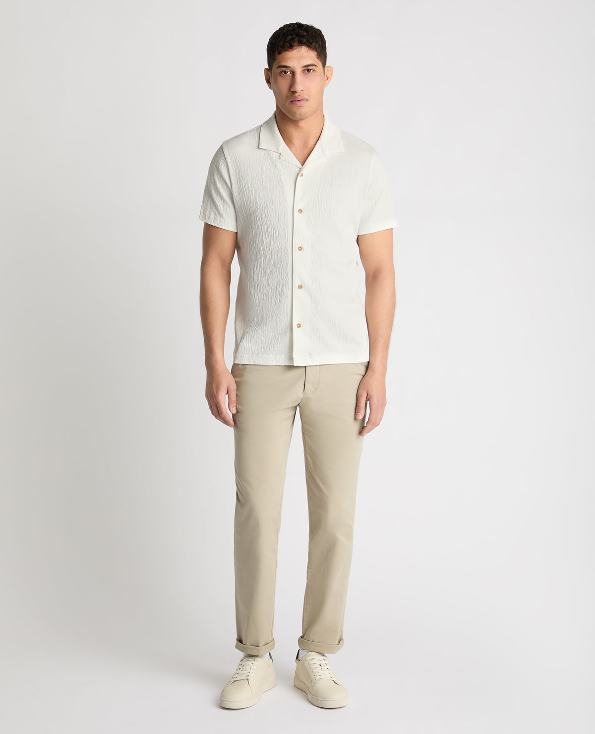 Man wearing a White jumper