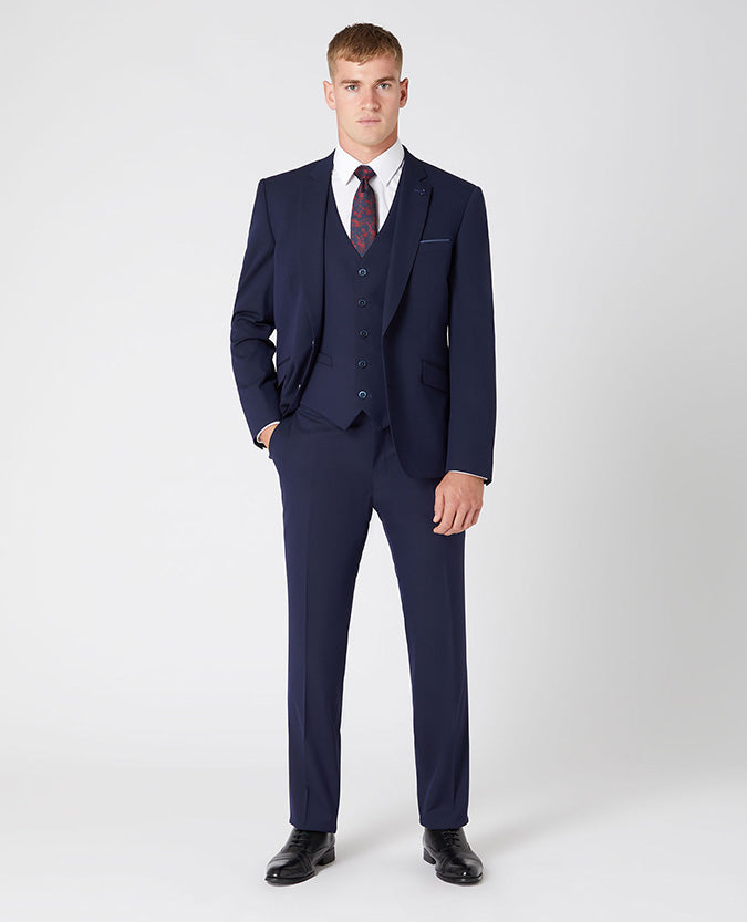 Man wearing a navy Tapered Fit Stretch Mix and Match Suit