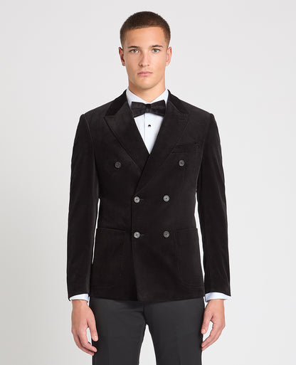 Man wearing a Black suit