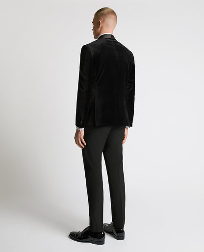 Man wearing a black Slim Fit Velvet Dinner Jacket