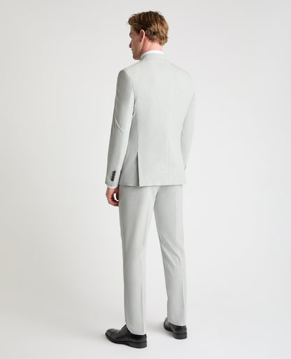 Man wearing a Grey suit