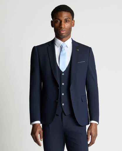 Man wearing a navy suit