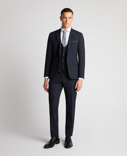 Man wearing a navy suit