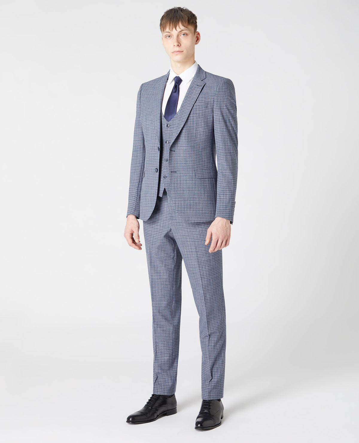 Man wearing a blue Slim Fit Mix and Match Suit