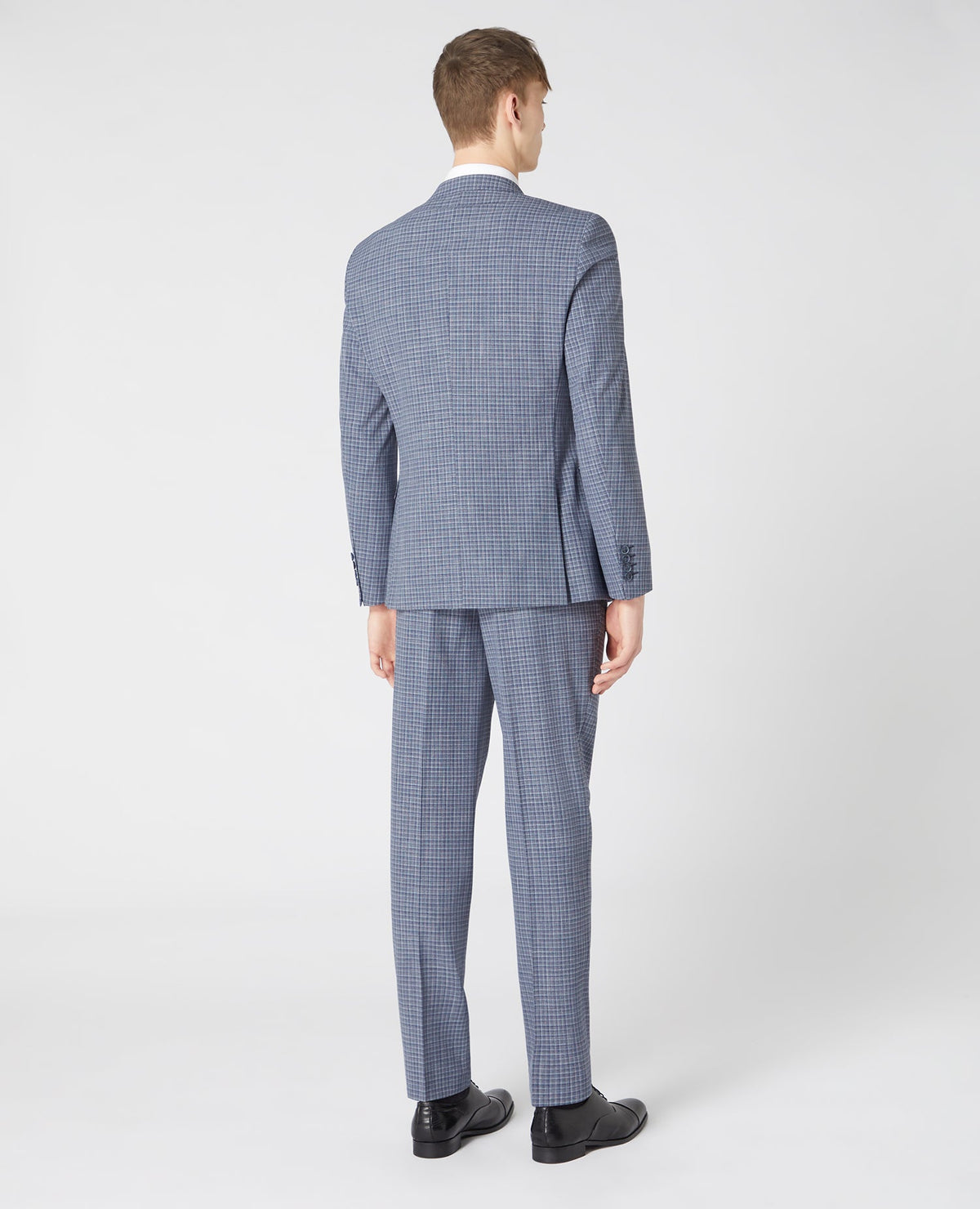 Man wearing a blue Slim Fit Mix and Match Suit