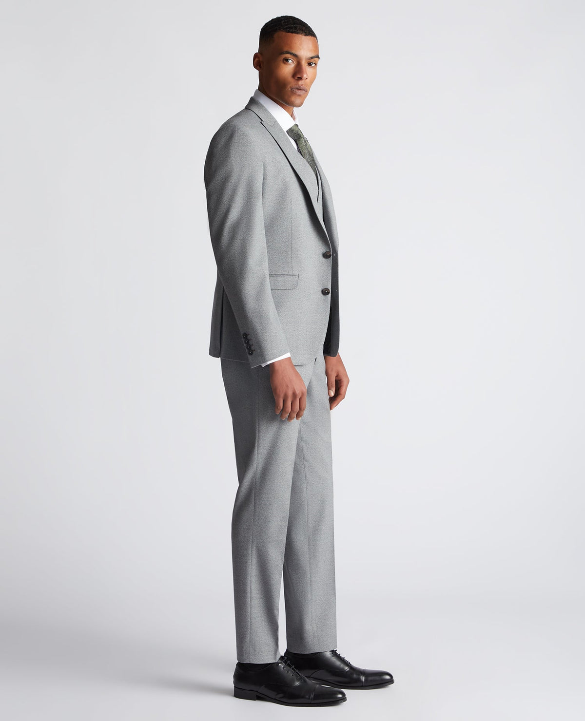 Man wearing a grey Slim Fit Stretch Suit