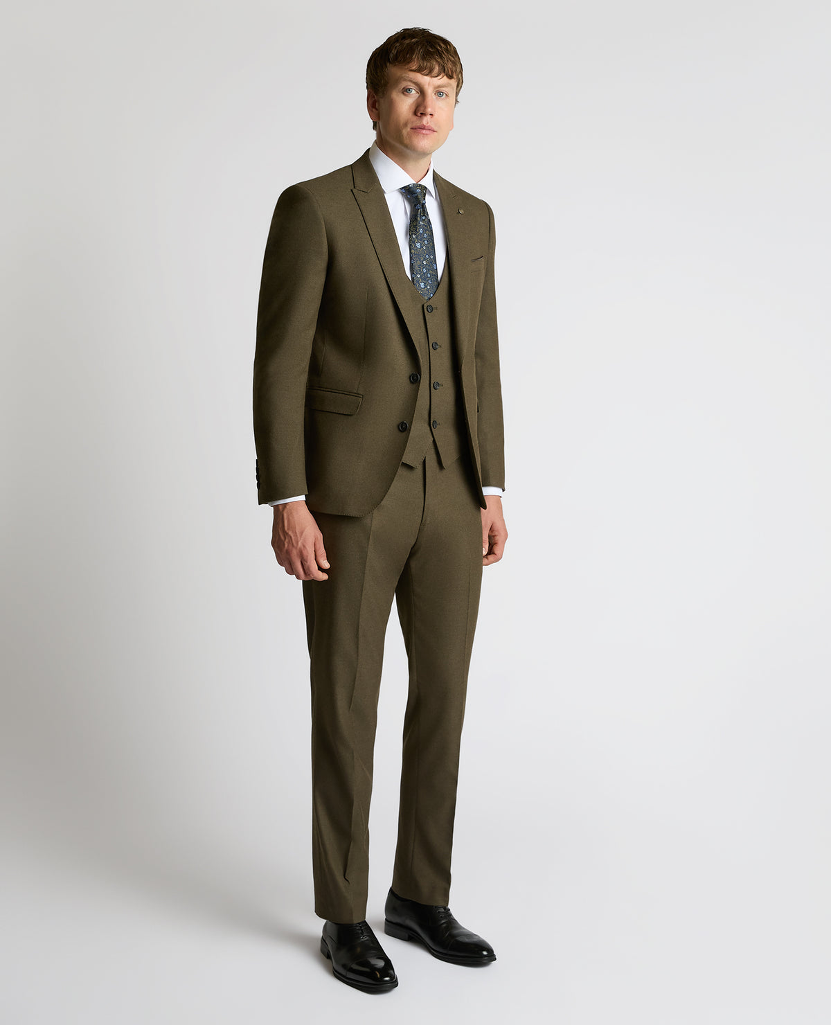 Man wearing a green Slim Fit Monza Jacket
