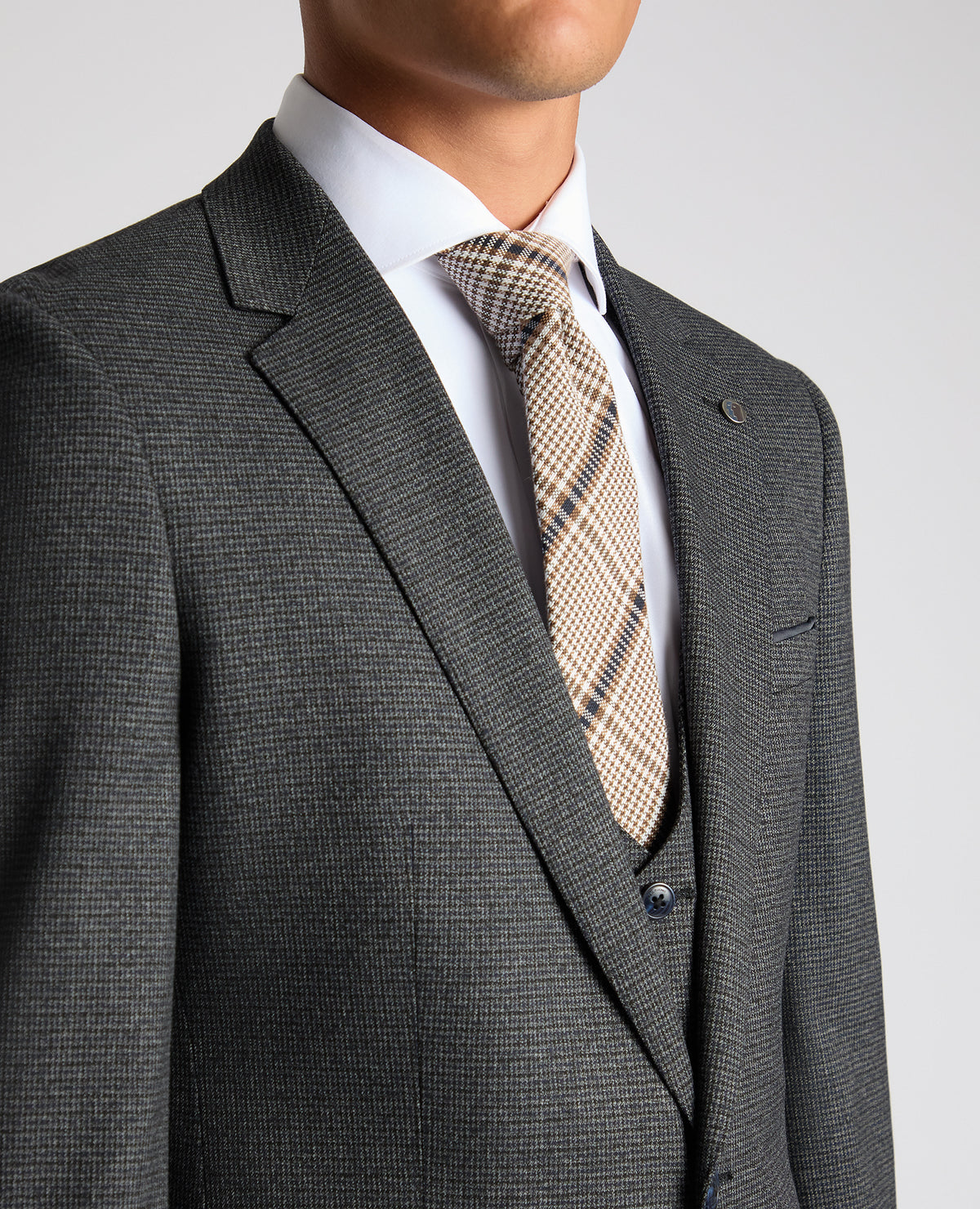 Man wearing a grey Slim Fit Stretch Suit