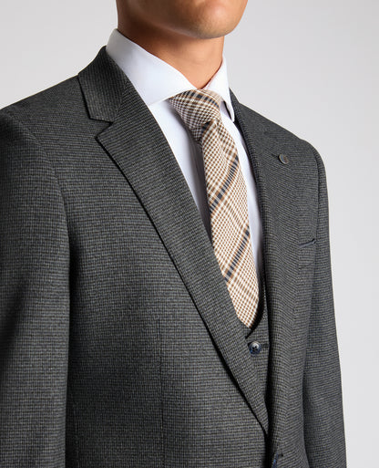 Man wearing a grey Slim Fit Stretch Suit