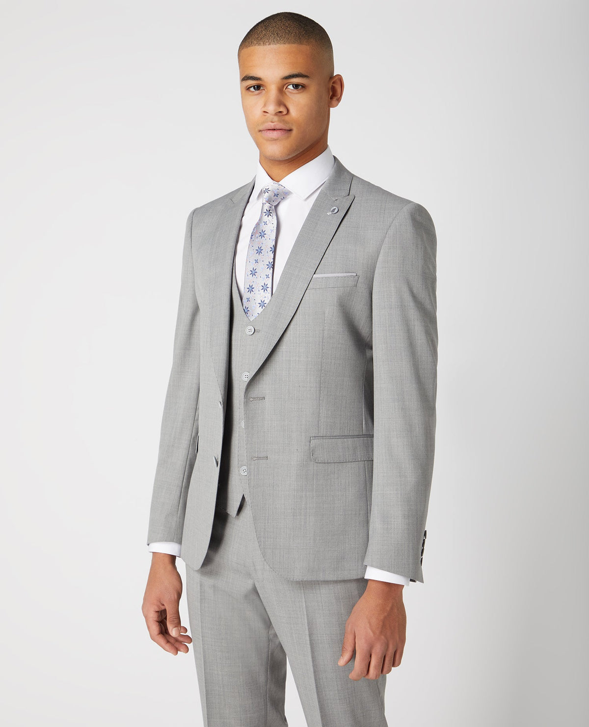Man wearing a grey Slim Fit Mix and Match Suit