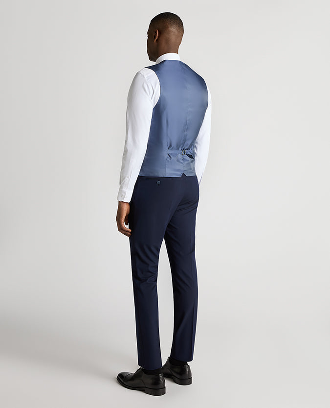 Man wearing a navy suit