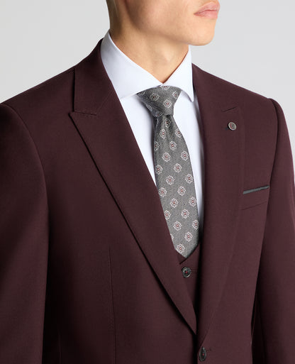 Man wearing a red Slim Fit Stretch Suit Jacket