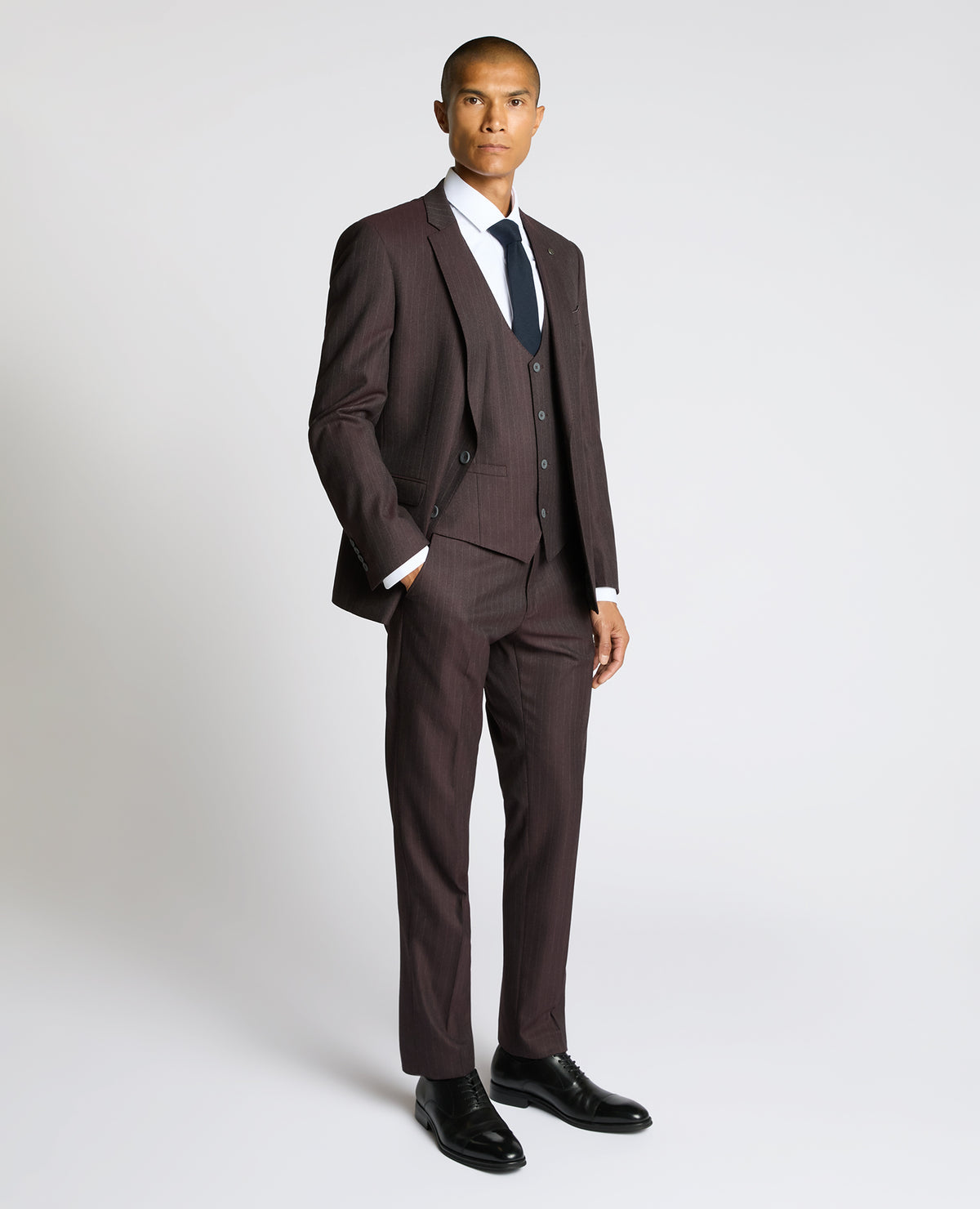 Man wearing a red Slim Fit Stripe Stretch
