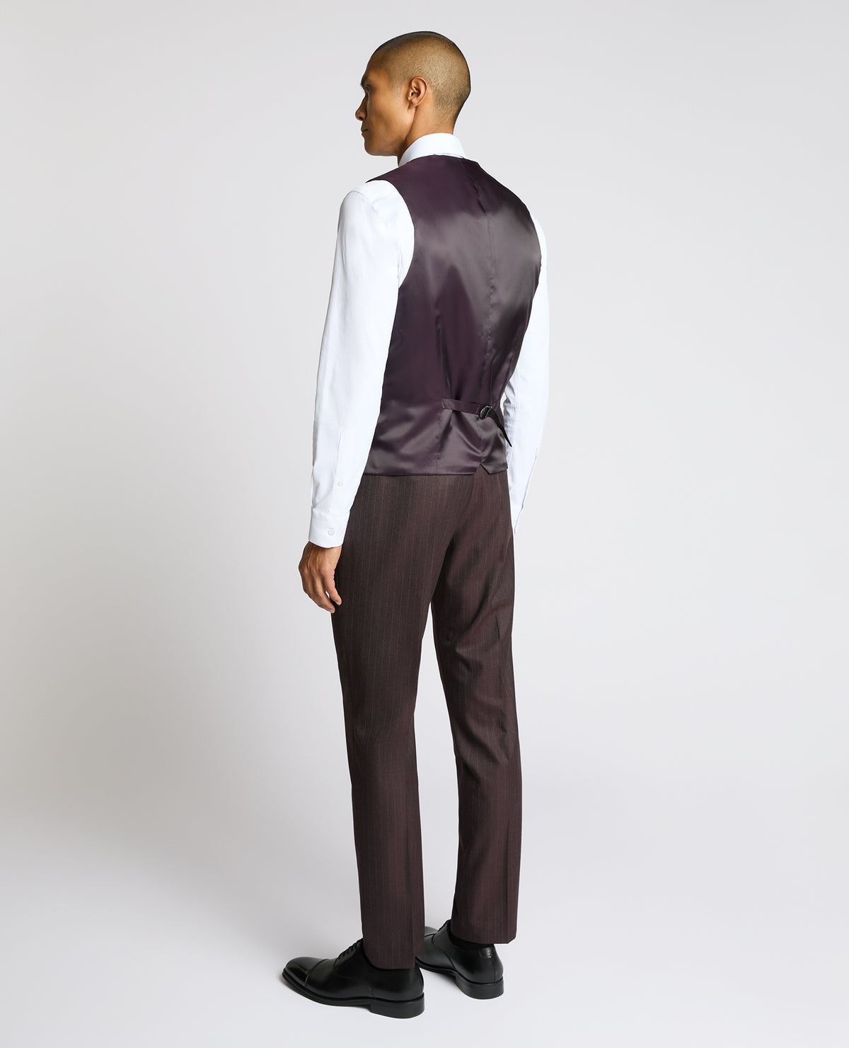 Man wearing a red Slim Fit Stripe Stretch