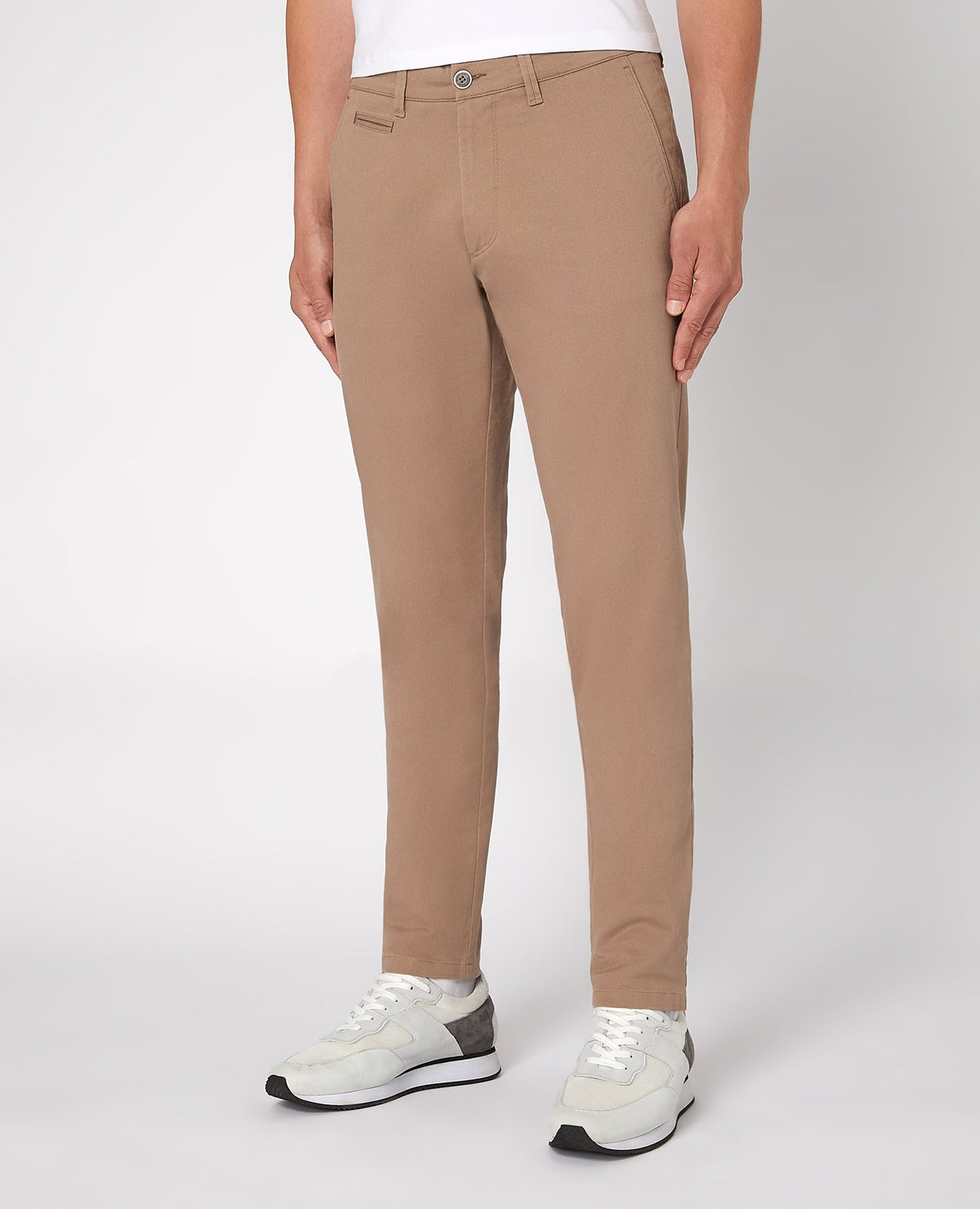 Man wearing a sand X-Slim Leg Cotton-Stretch Chino